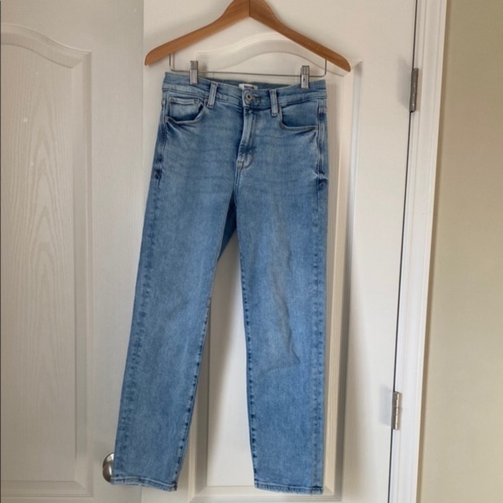 Like New Kensie Lux Vintage High Rise Straight Jeans